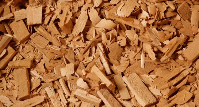 Hackschnitzel und Altholz